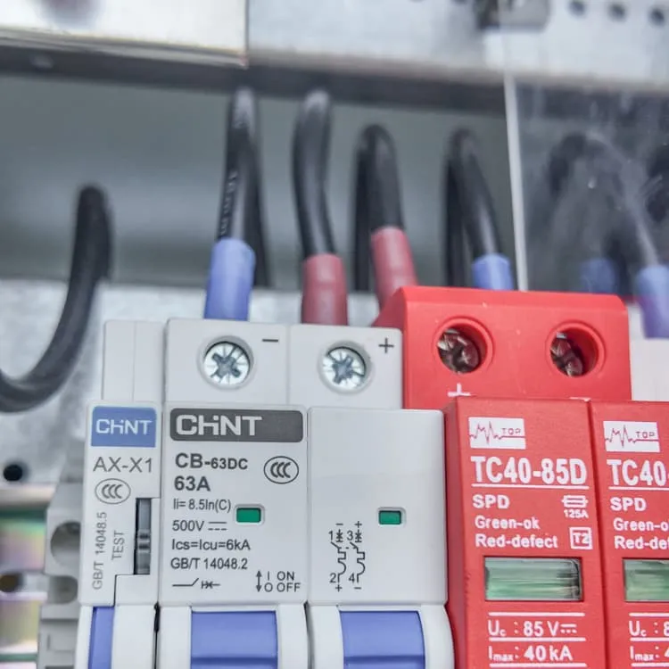 How many watts does a solar photovoltaic panel hold 