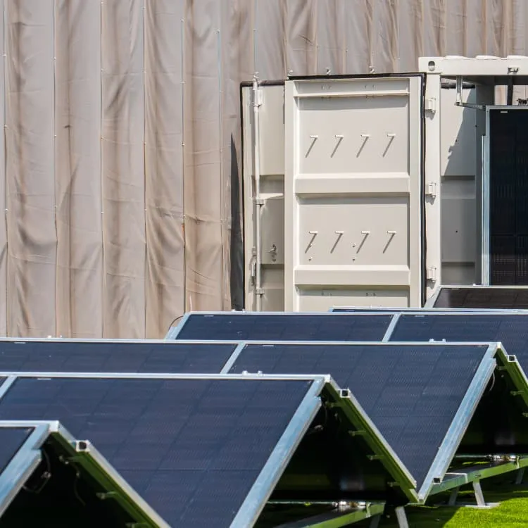 How much electricity does a 40-watt solar panel generate 